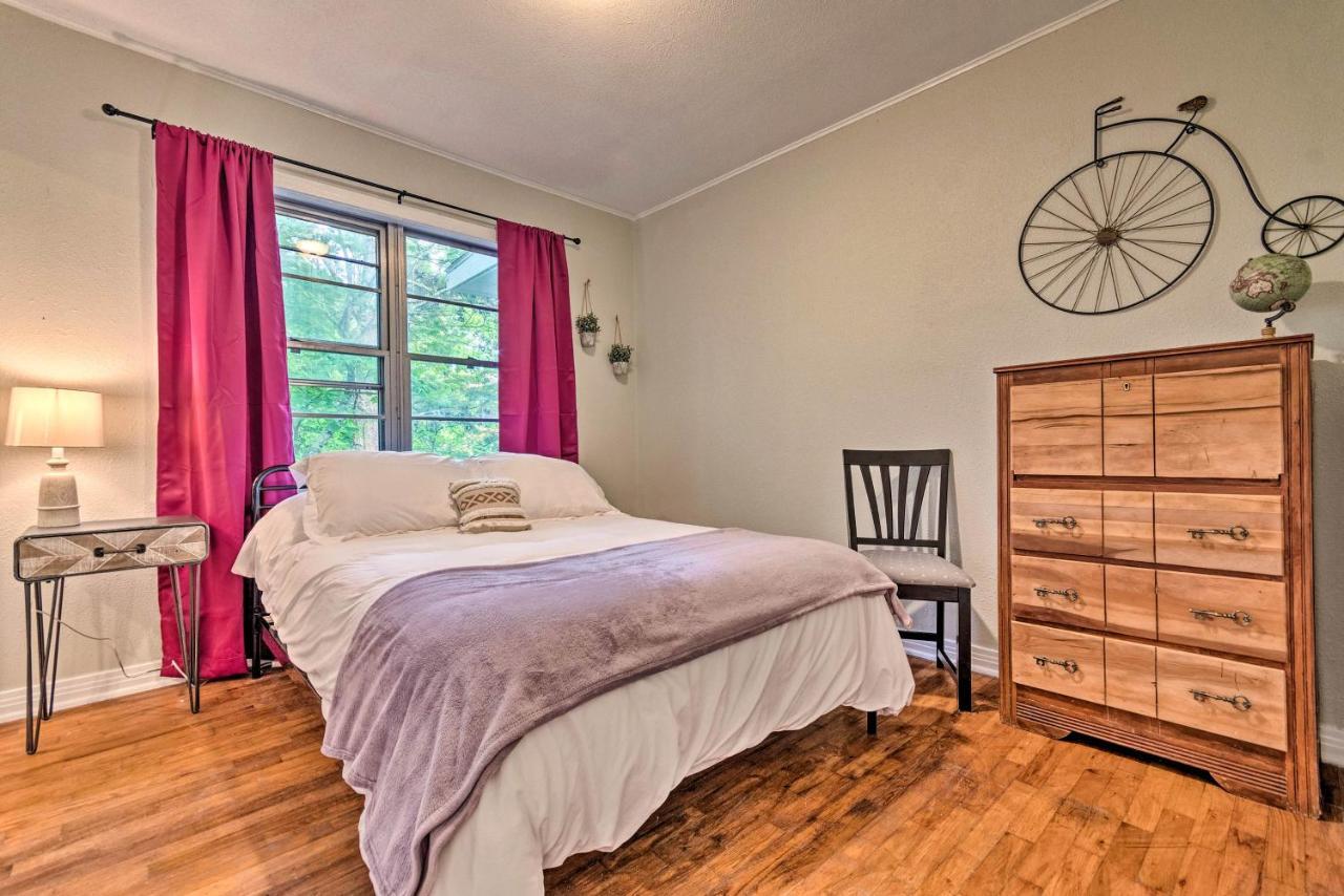 Centrally Located Hot Springs Home With Deck! المظهر الخارجي الصورة